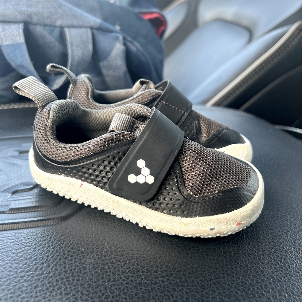 VivoBarefoot Velcro Toddler Shoe Size US 5.5/UK 21